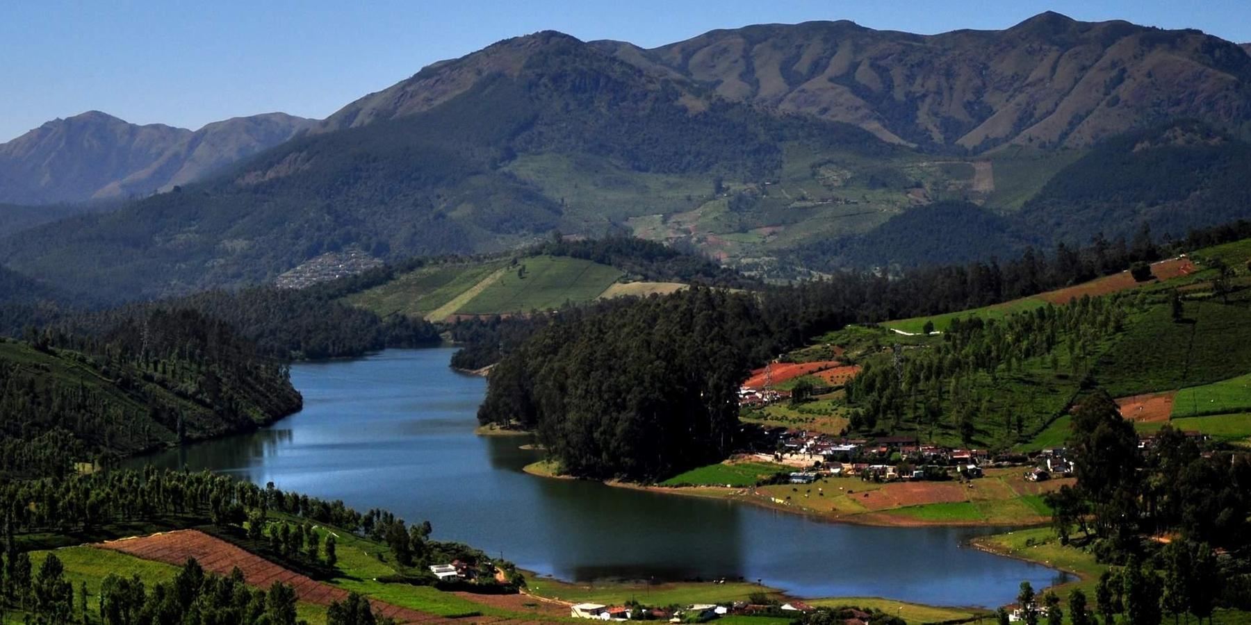 ooty to kerala tourist places