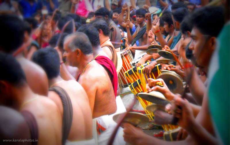 thrissur-pooram-images-kerala