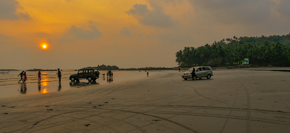 Cars at the Muzhapillanagad Beach