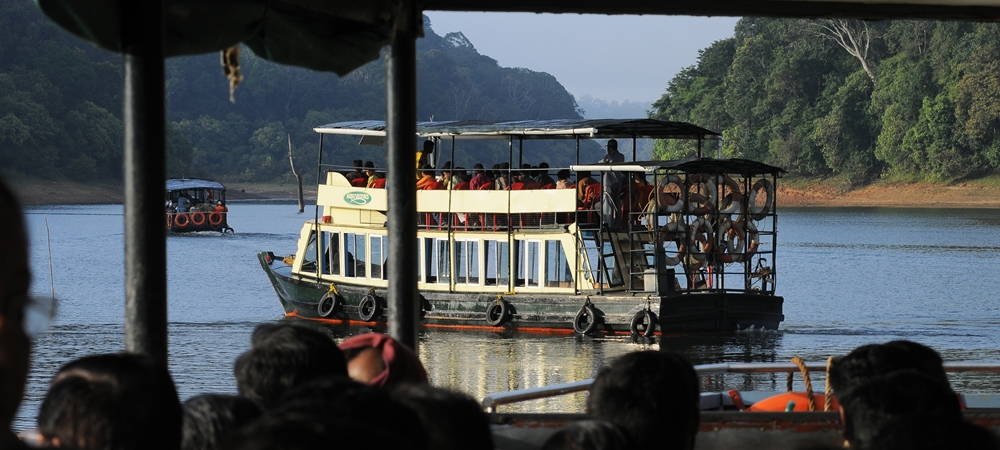 Boat ride in the scenic Periyar Lake