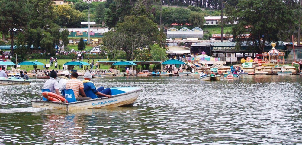 Boating in Kodaikanal Lake