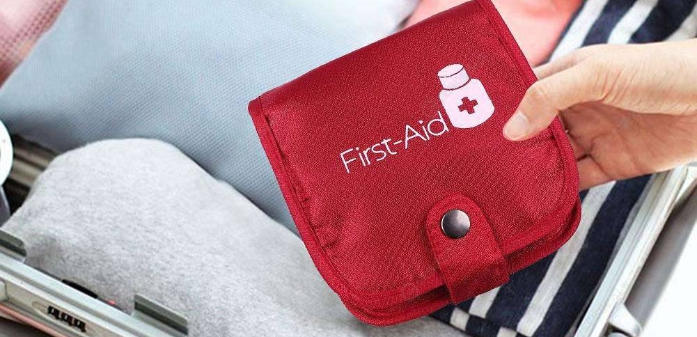 First-aid travel pouch