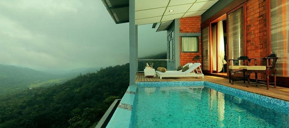 Pool VIlla overlooking the forests