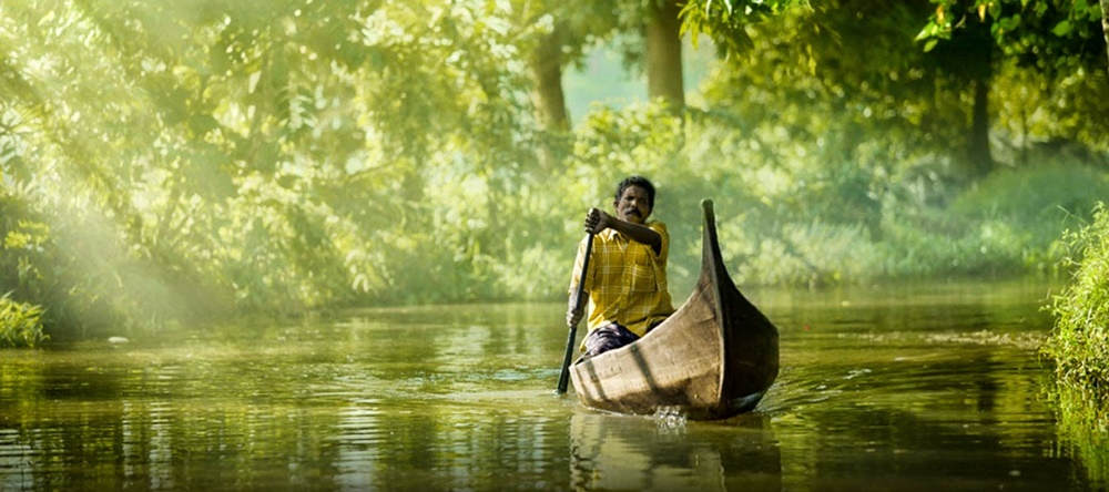 Canoeing in Kerala