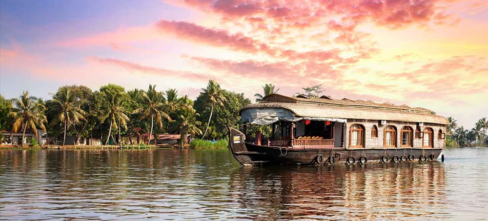 Alleppey Houseboat Cruise