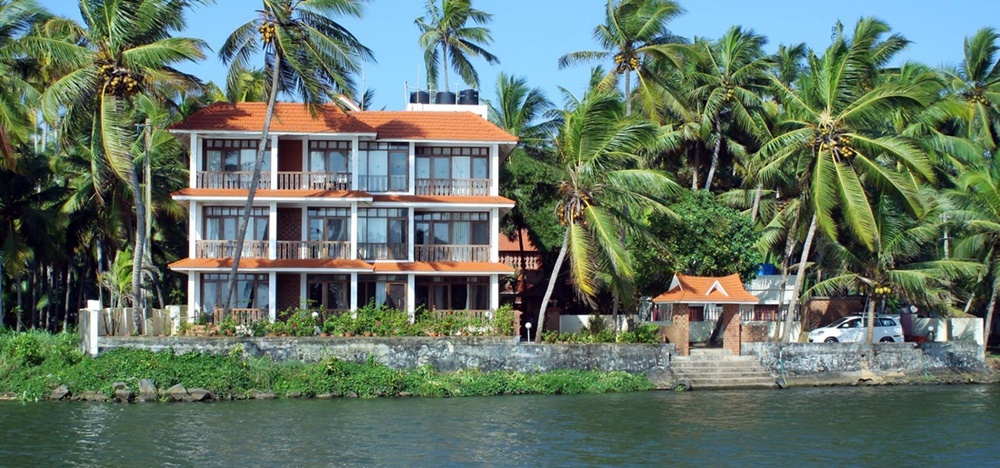 Beach And Lake Ayurvedic Resort